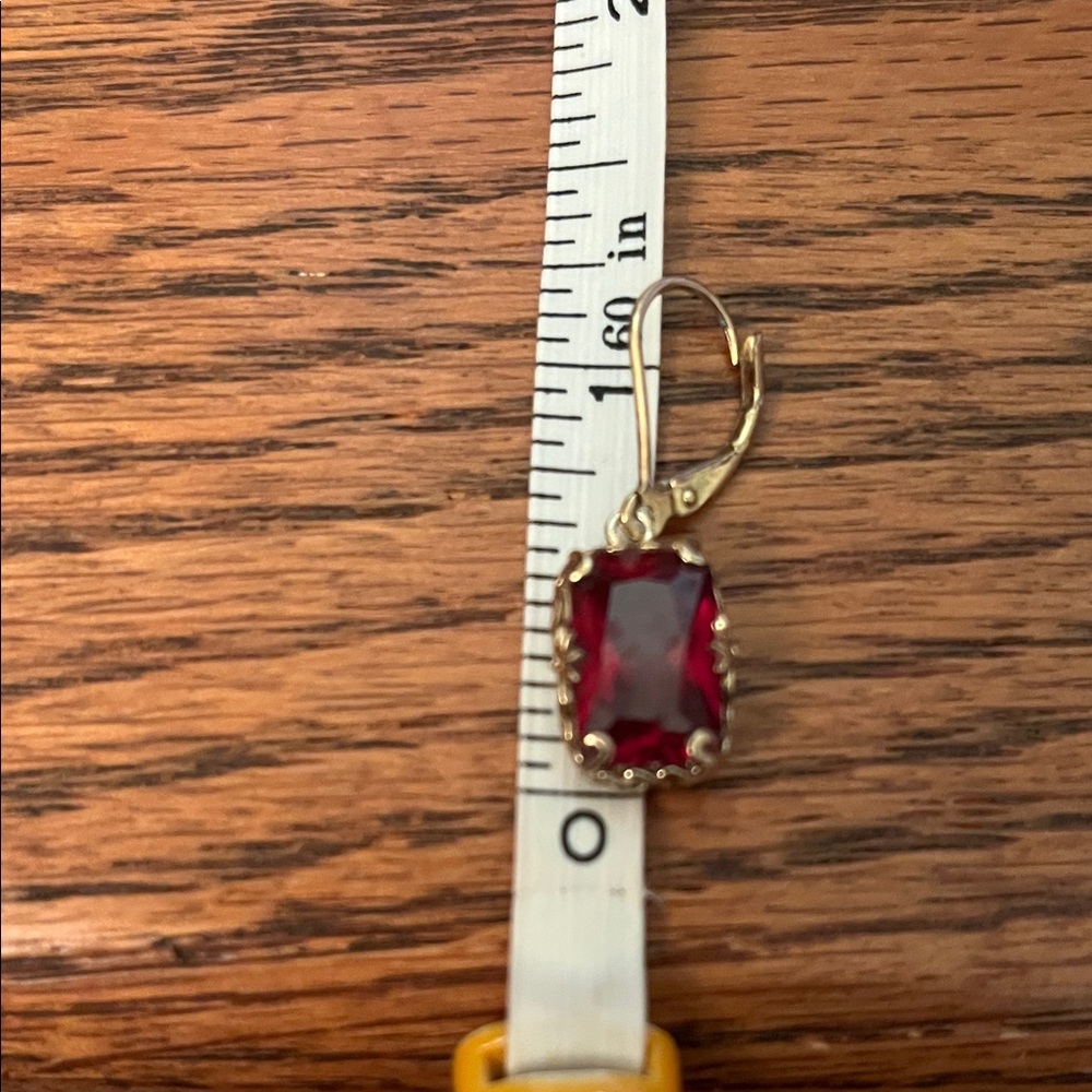 Vintage Red Crystal Leverback Earrings - Picture 4 of 4